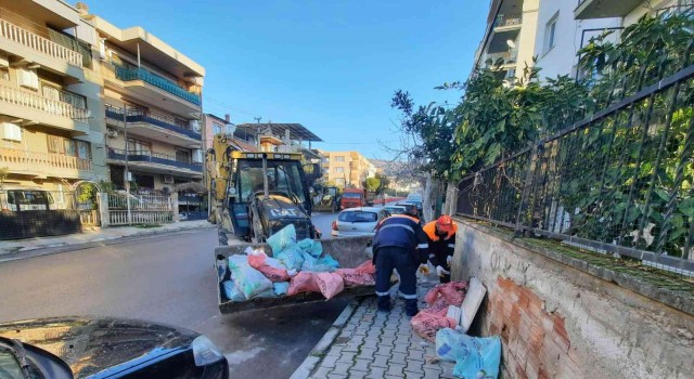 Bayraklıda 3 yılda 378 bin ton atık toplandı