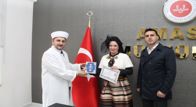 Belaruslu tercüman Volha, Müslüman olup Meryem ismini aldı