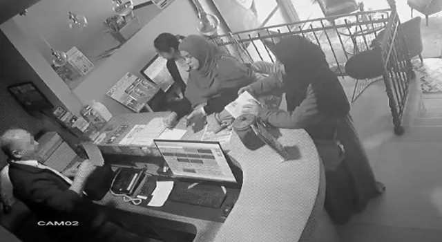 Beyoğlunda pes dedirten olay: İşe başladığı ilk gün müşteriden oda parası adı altında 2 bin pound aldı