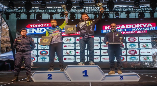 Bilecikli motosiklet tutkunu, Türkiye Enduro ve ATV Şampiyonasında Türkiye Şampiyonu oldu
