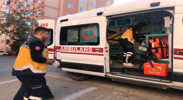 Bilecikte seyir halindeki elektrikli motosikletin devrilmesi sonucu sürücü yaralandı