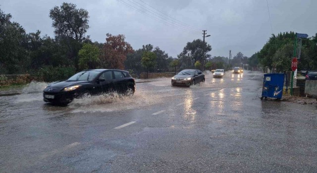 Bodrumda sağanak aniden bastırdı