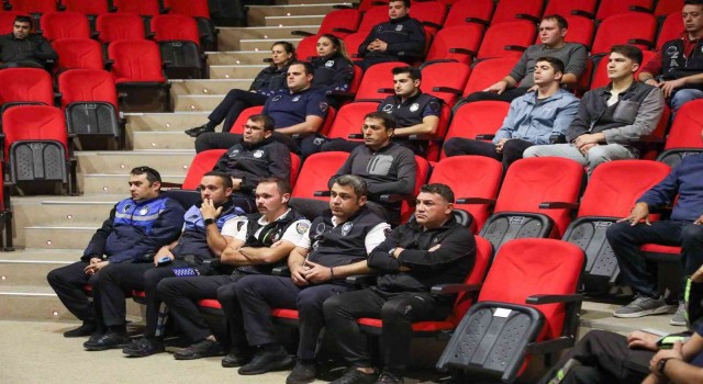 Bodrumda zabıta ekiplerine güvenli sürüş eğitimi