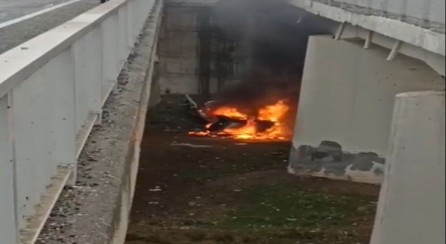 Bozulan araca yardıma giderken kaza yaptılar: 1 ölü, 2 yaralı