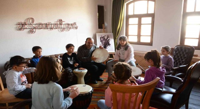 Bilecik Bozüyük'te düzenlenen içimizdeki ritm atölyesi ilgi gördü
