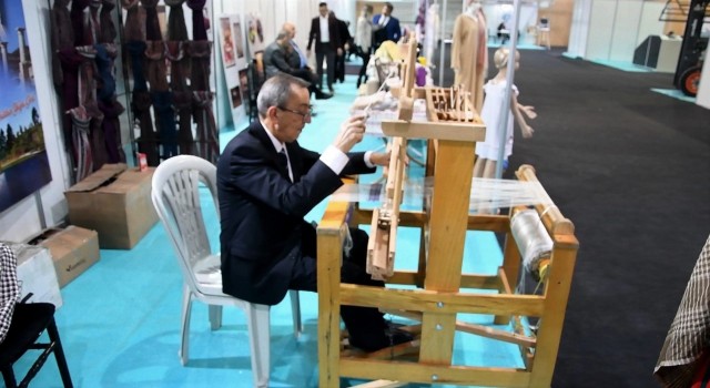Buldanın geleneksel dokuması el tezgahında tanıtıldı