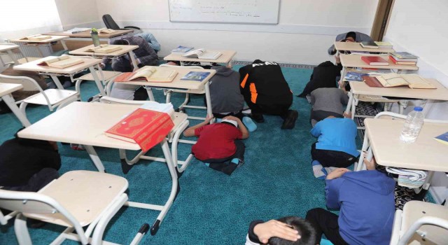 Burdurda tahliye tatbikatı
