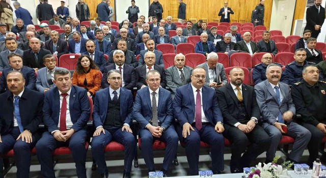 Bursa Valisi Canbolat, Orhanelide muhtarlarla buluştu