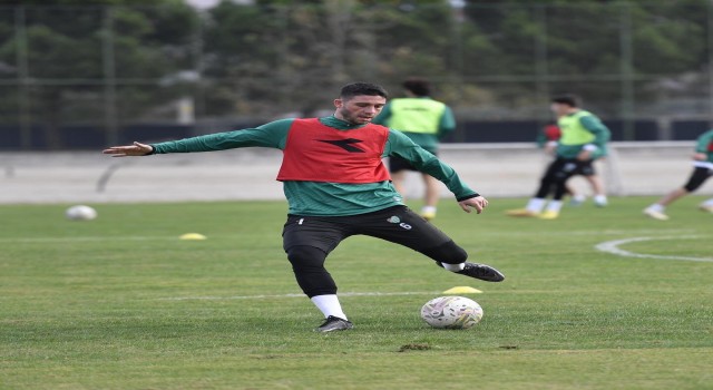 Bursaspor dar alanda çift kale maç yaptı