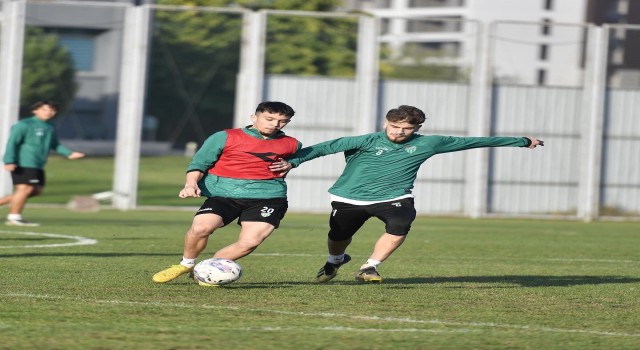 Bursasporda Düzcespor maçı hazırlıkları devam ediyor