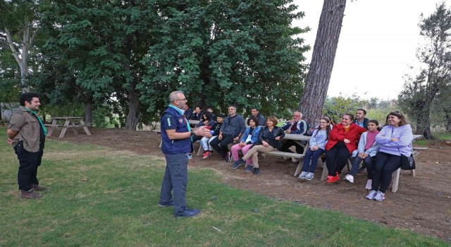 Büyükşehir izcileri Zeytin Parkta kamp yaptı