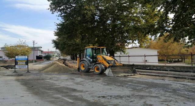 Büyükşehirden Pamukovanın o caddesine kesintisiz içmesuyu