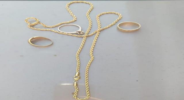 Çalınan 60 bin liralık ziynet eşyası sahibine teslim edildi
