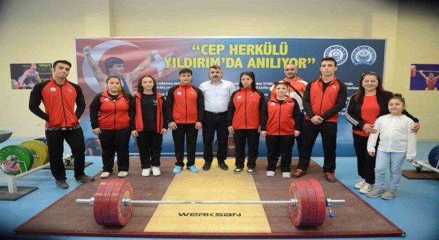 Cep herkülü, isminin yaşatıldığı Yıldırımda anıldı