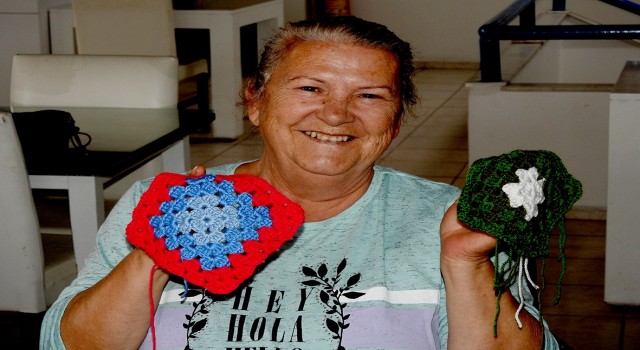 Çeşmeli kadınlar örgü günlerinde buluşuyor