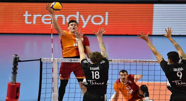 CEV Kupası: Galatasaray HDI Sigorta: 2 - Chenois Geneve: 3