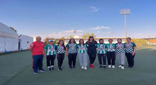 Çim Topu Türkiye Şampiyonasına Alaçamspor damga vurdu