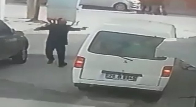 Cinayet anı güvenlik kameralarına yansıdı