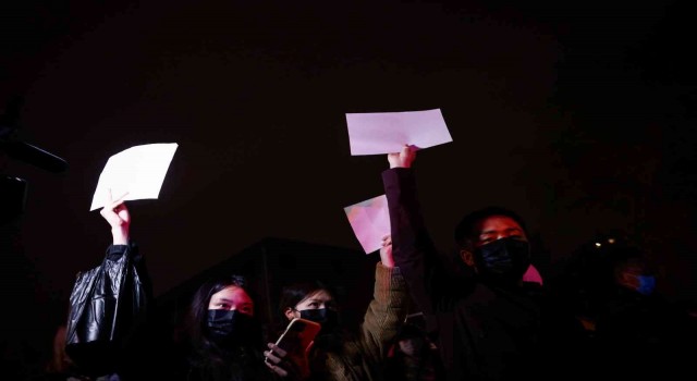 Çinde Covid-19 önlemlerine karşı protestolar devam ediyor