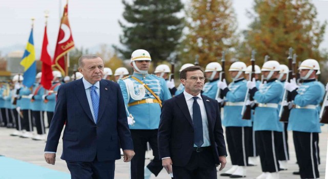 Cumhurbaşkanı Erdoğan, İsveç Başbakanı Ulf Kristerssonu resmi törenle karşıladı