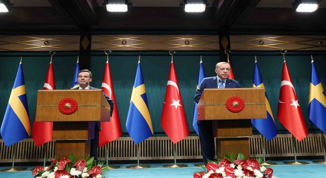 Cumhurbaşkanı Erdoğan: Kaygılarımızın giderilmesine destek olan bir İsveç görmek istiyoruz