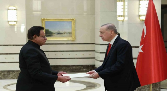 Cumhurbaşkanı Erdoğan, Pakistan Büyükelçisi Junaidi kabul etti