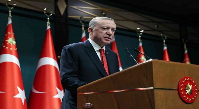 Cumhurbaşkanı Erdoğandan sözleşmeli personele kadro müjdesi