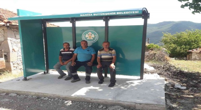 Demircinin 12 kırsal mahallesine durak montajı yapıldı