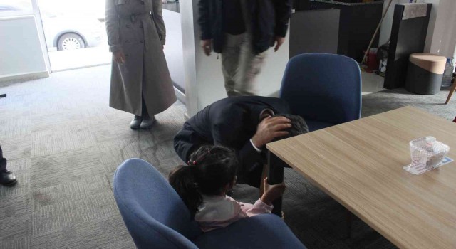 Deprem Anı, Çök Kapan Tutun ve Tahliye Tatbikatı yapıldı