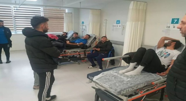 Develigücünde 17 kişi zehirlendi