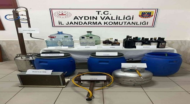 Didimde 350 litre kaçak içki ele geçirildi