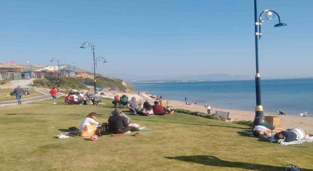 Aydın Didim'de Kasım ayında yaz keyfi