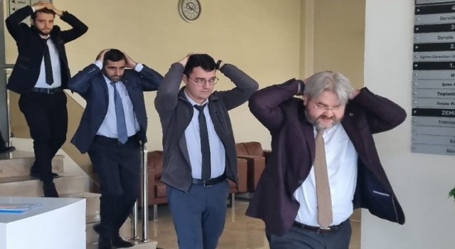 Diyanet çalışanlarına deprem tatbikatı