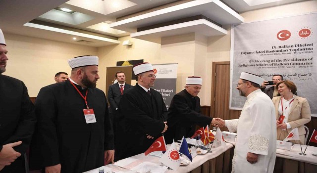 Diyanet İşleri Başkanı Erbaş: Birliğimize en büyük kötülüğü yapan terör örgütleriyle mücadele etmemiz gerekiyor”