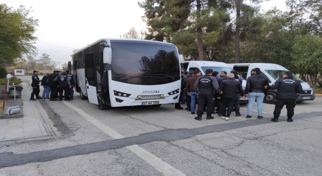 Diyarbakırda ‘kontra atak operasyonunda 12 tutuklama