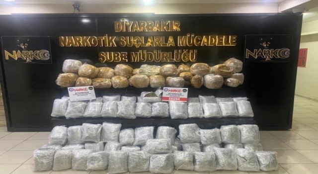 Diyarbakırda uyuşturucu tacirlerine darbe: 157 kilo skunk ele geçirildi