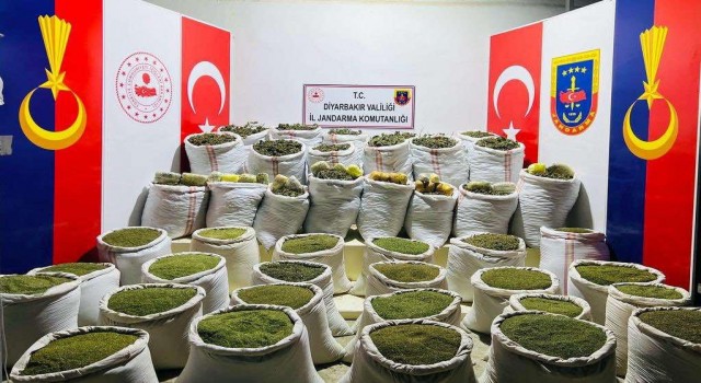 Diyarbakırda uyuşturucudan finans sağlayan terör örgütüne darbe