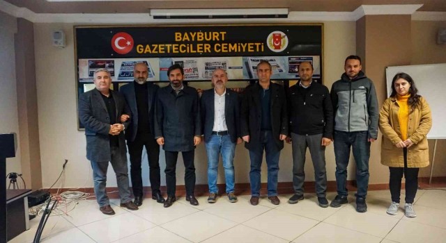 Doç. Dr. Develi, ekonomiye yönelik açıklamalarda bulunarak, Bayburta dair görüşlerini paylaştı
