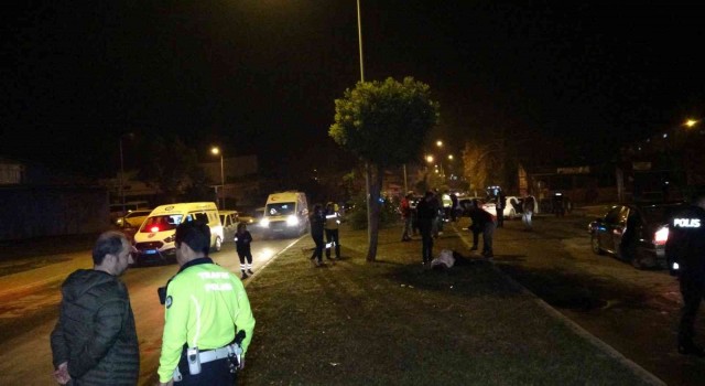 Dur ihtarına uymayıp polisle çatıştılar: 1 ölü