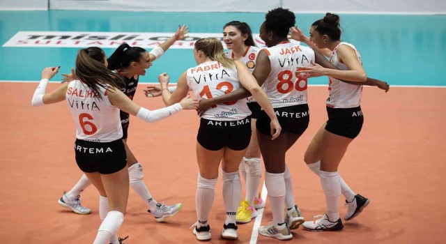 Eczacıbaşı Dynavit, Sarıyer Belediyespor hazırlıklarına devem ediyor