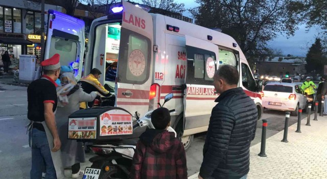 Edirnede motosikletten düşen kurye yaralandı