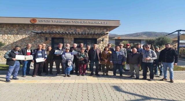 Efes Tarlası Yaşam Köyünde çiftçi eğitimleri sürüyor