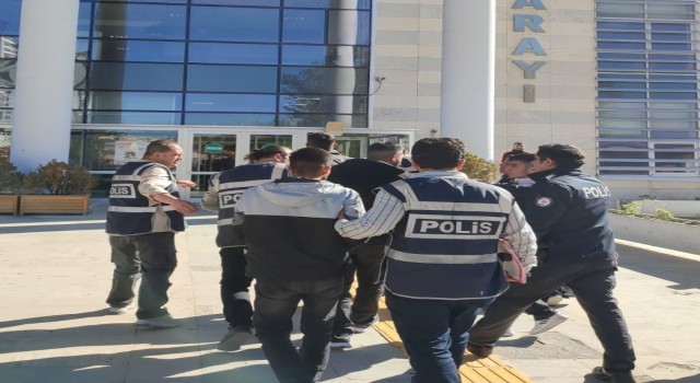 Elazığda 117 adet suç kaydı bulunan 3 şüpheli yakalandı