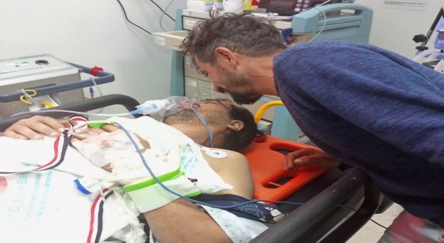 Emette kamyonet yayaya çarptı: 1 ağır yaralı