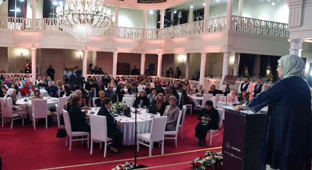 Emine Erdoğan: “Kadını hakikatinden kopararak yeniden şekillendirmeye çalışan bir gündemin içindeyiz”