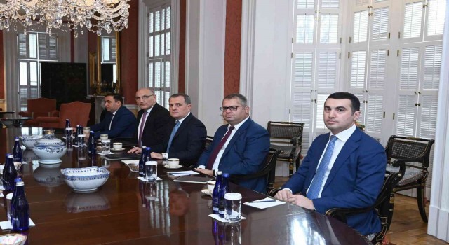 Ermenistan ve Azerbaycan dışişleri bakanları ABDde bir araya geldi