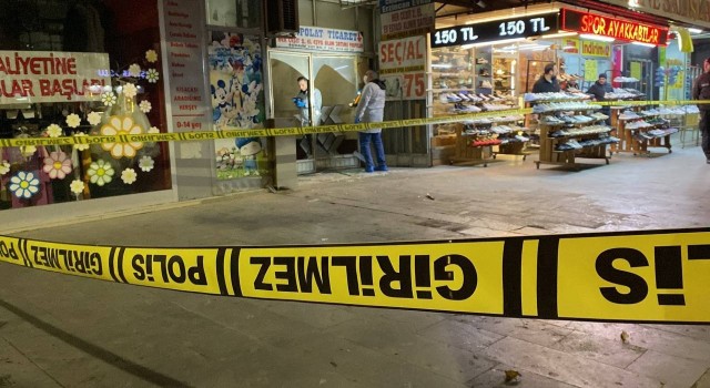 Erzincanda silahla kavga: 3 yaralı