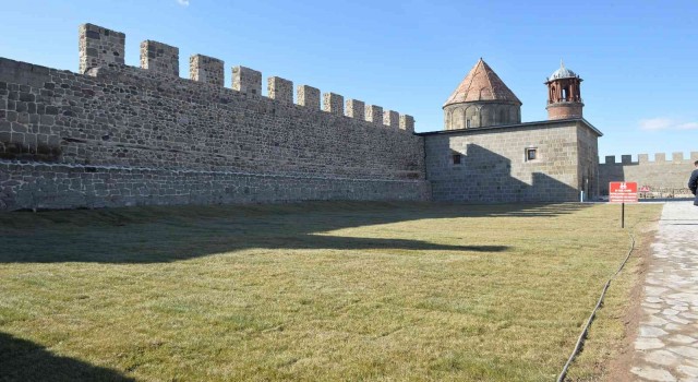 Erzurum Kalesi çok daha güzel