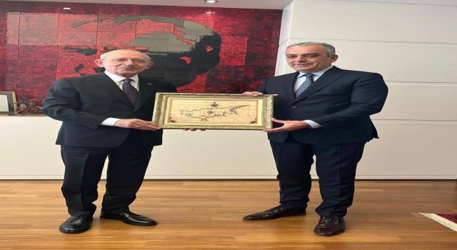 Esen, Kılıçdaroğluna Konyaaltını anlattı