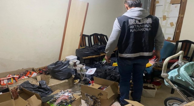 Esenyurtta kaçak tütün depolarına baskın: 2 ton nargile tütünü ele geçirildi